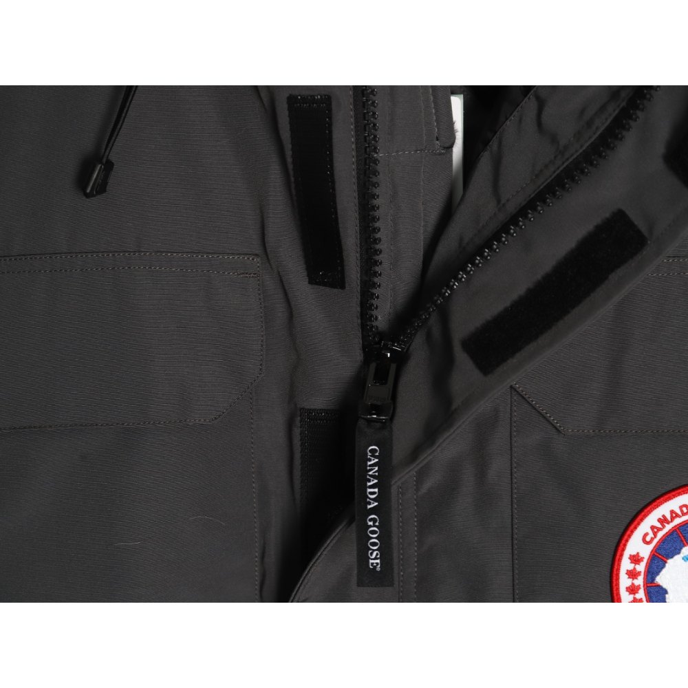 ddkicks Can*a Go*e graphite expedition parka heritage