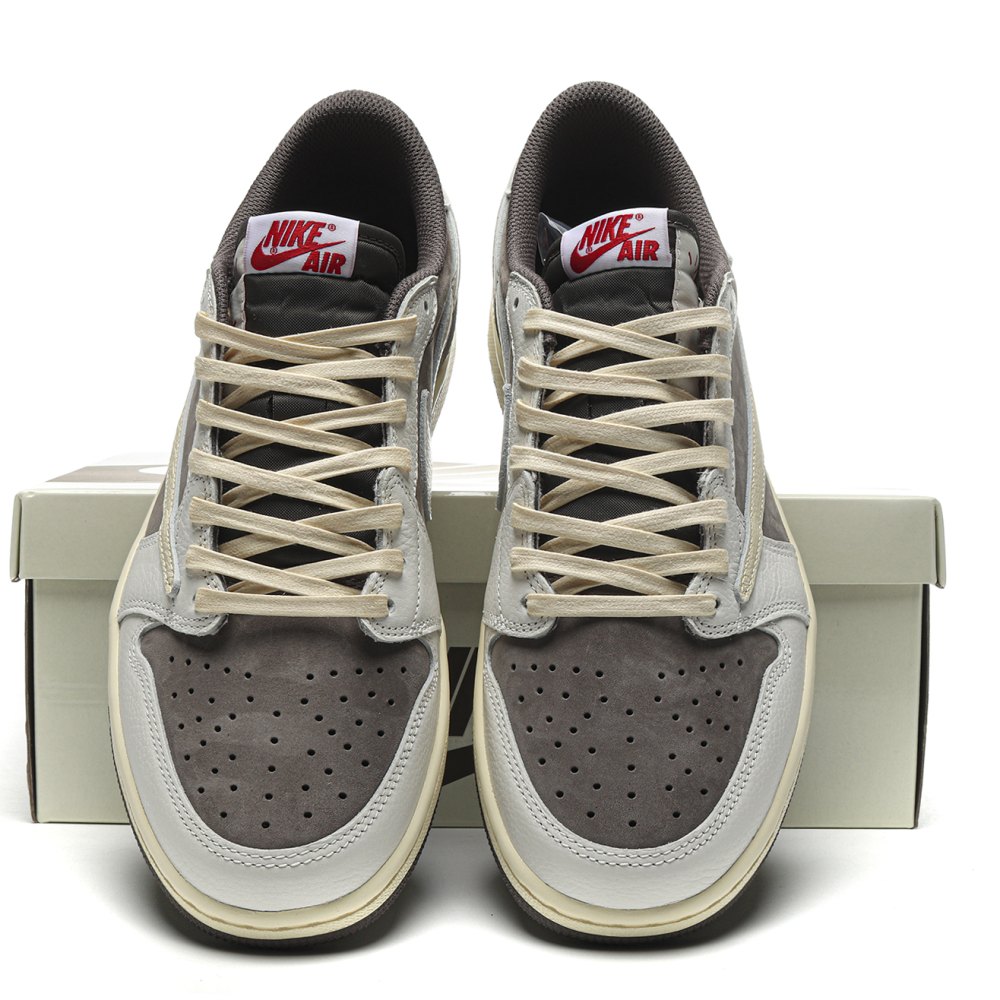 DD Jordan 1 Retro Low OG SP Travis Scott Reverse Mocha
