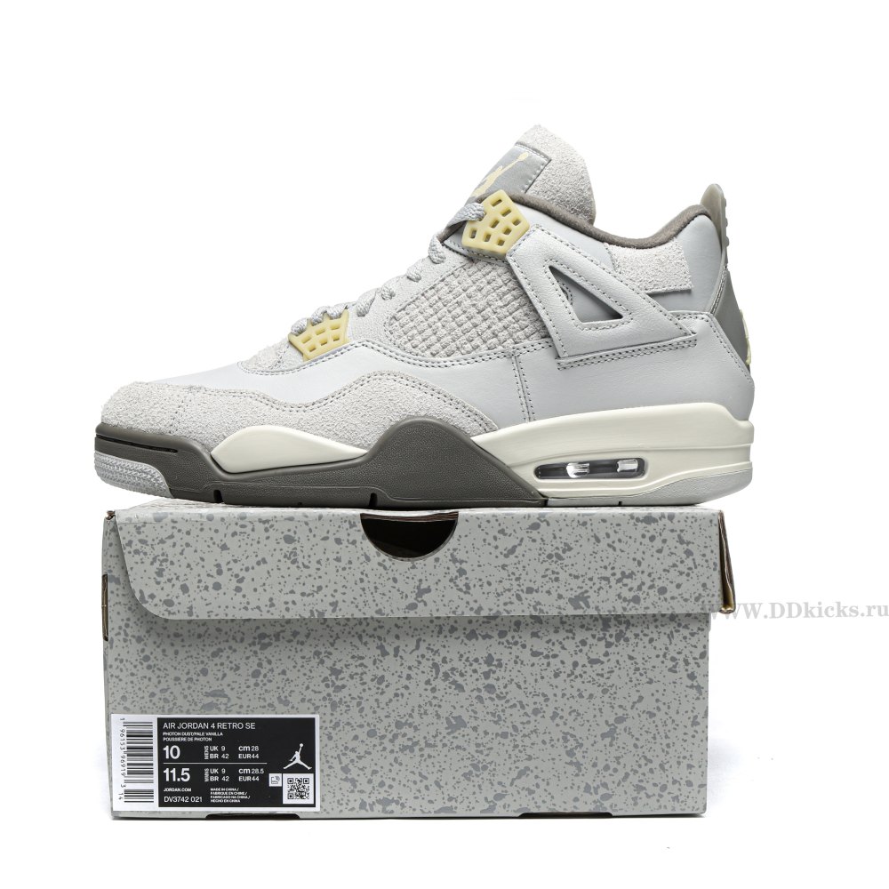 DD Jordan 4 Retro SE Craft Photon Dust