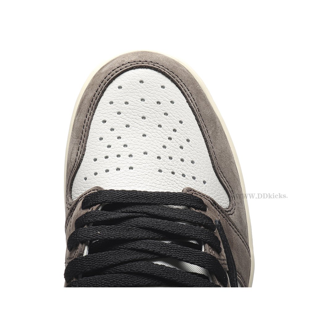 DD Jordan 1 Retro High OG SP Travis Scott Mocha