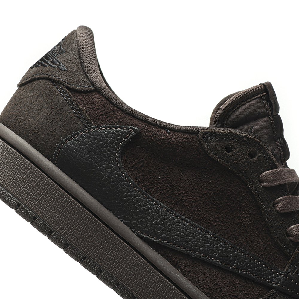 DD Jordan 1 Retro Low OG SP Travis Scott Velvet Brown DM7866-202