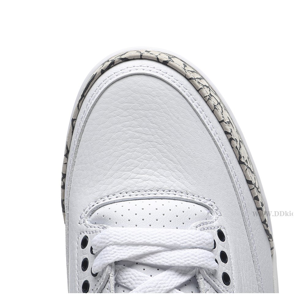 DD Jordan 3 Retro UNC