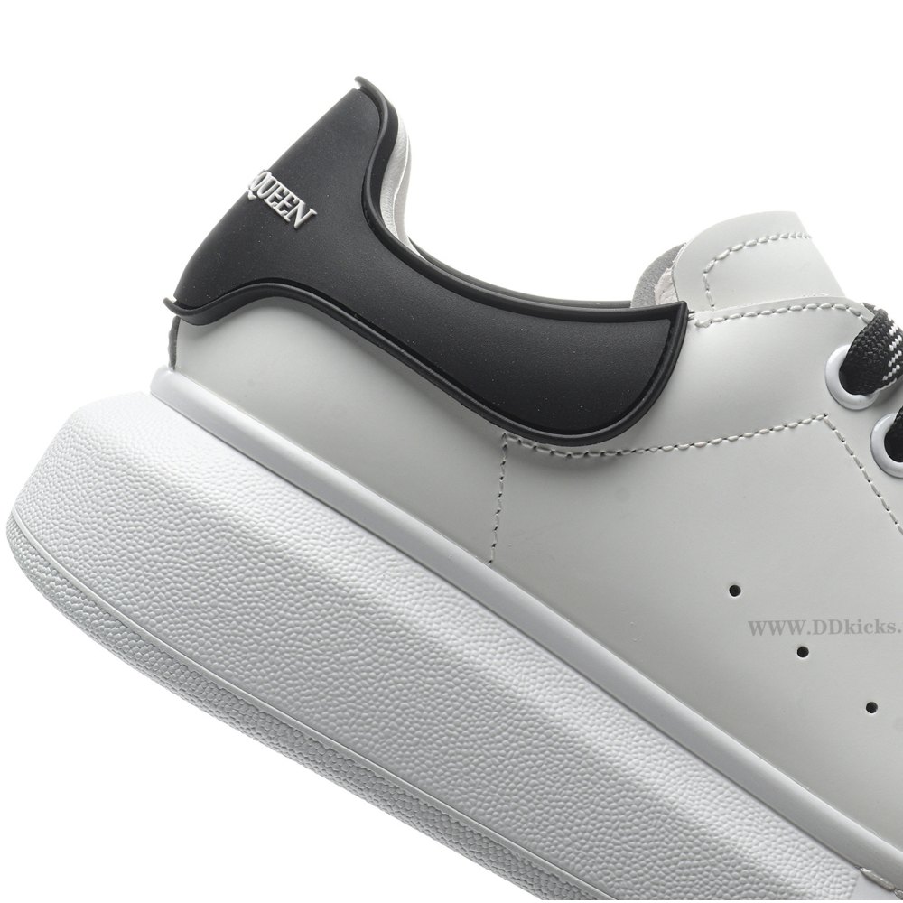 DD A1EX*DER M*QUEEN Black White 2