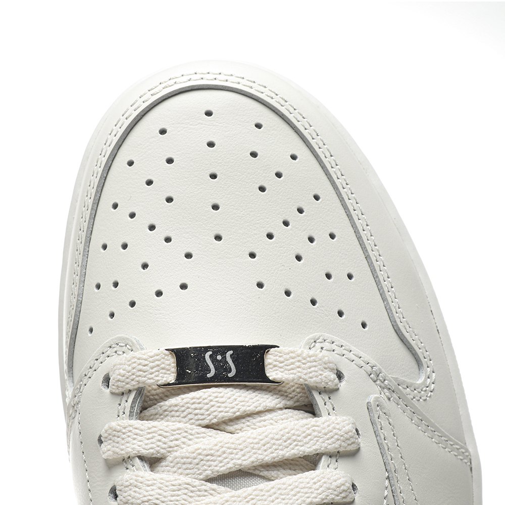 DD Jordan 1 Retro Low OG SP Travis Scott All White