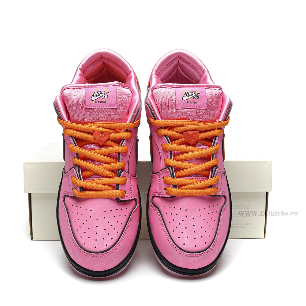 DD Dunk SB Low X The Powerpuff Girls Blossom