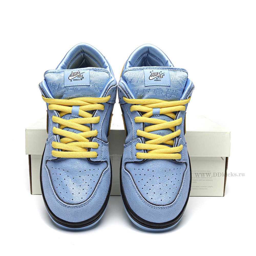 DD Dunk SB Low X The Powerpuff Girls Bubbles