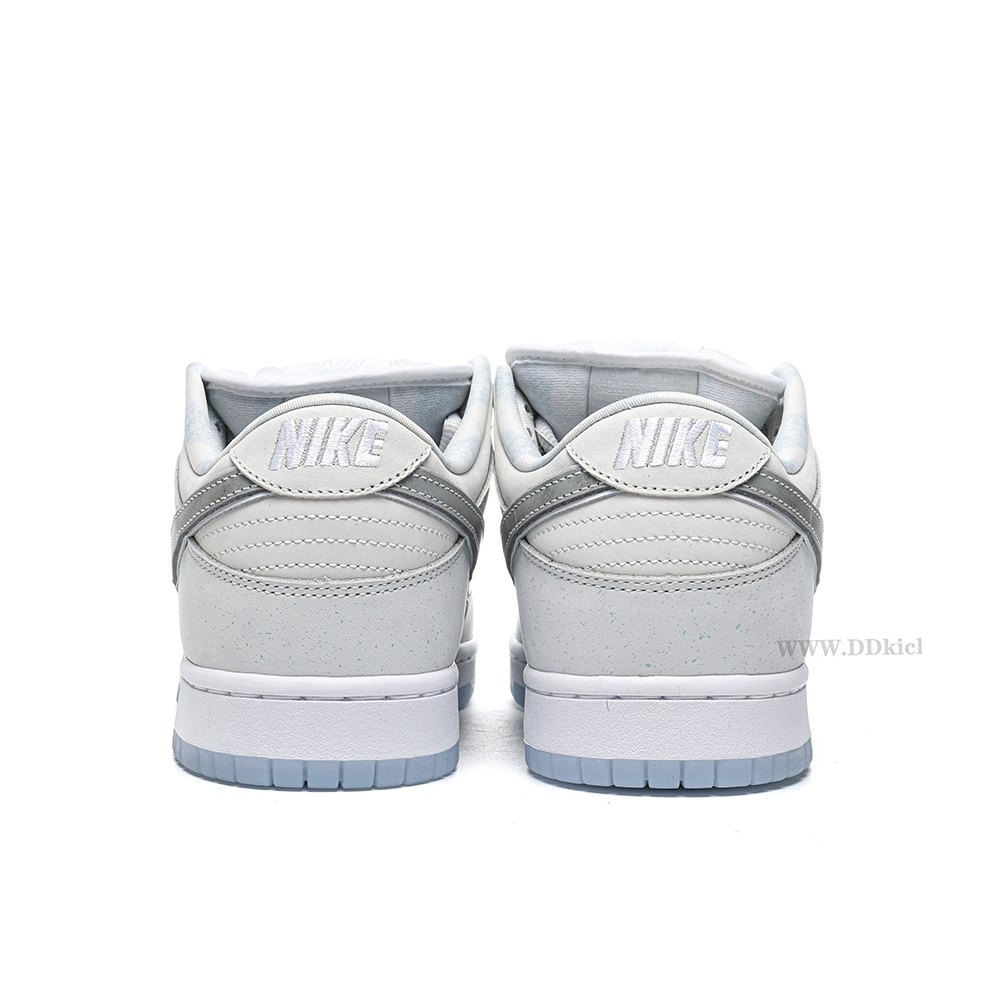 DD Nike SB Dunk Low White Lobster