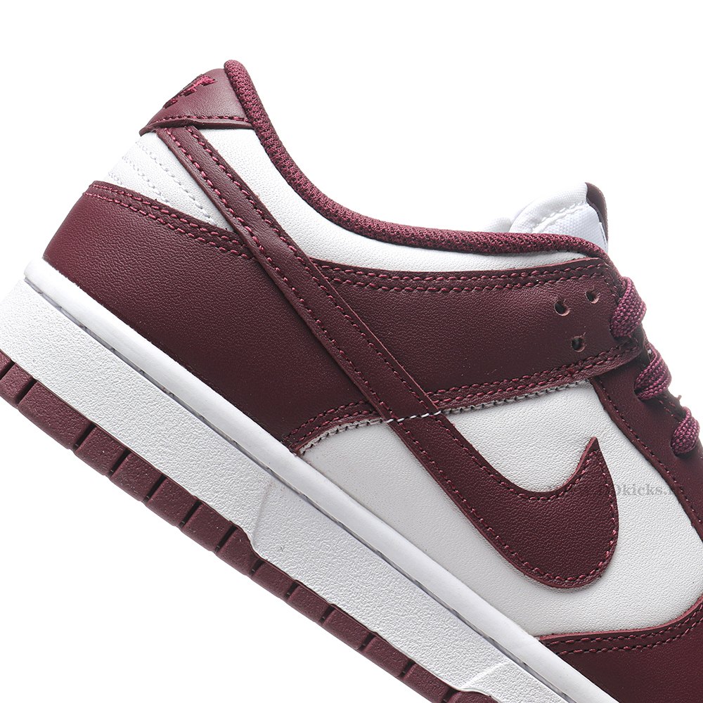 DD Nike Dunk Low Bordeaux (Women's)