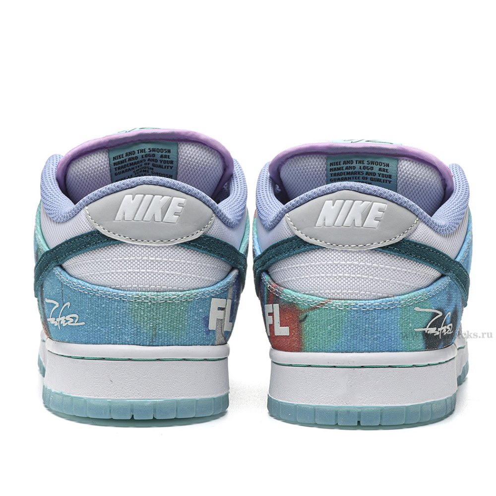 DD Nike SB Dunk Low Futura Laboratories Bleached Aqua