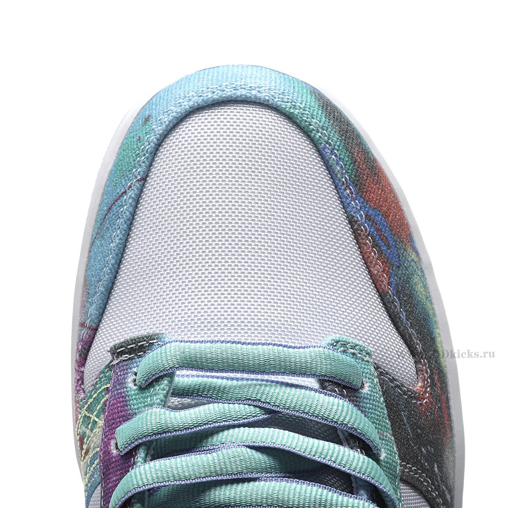 DD Nike SB Dunk Low Futura Laboratories Bleached Aqua