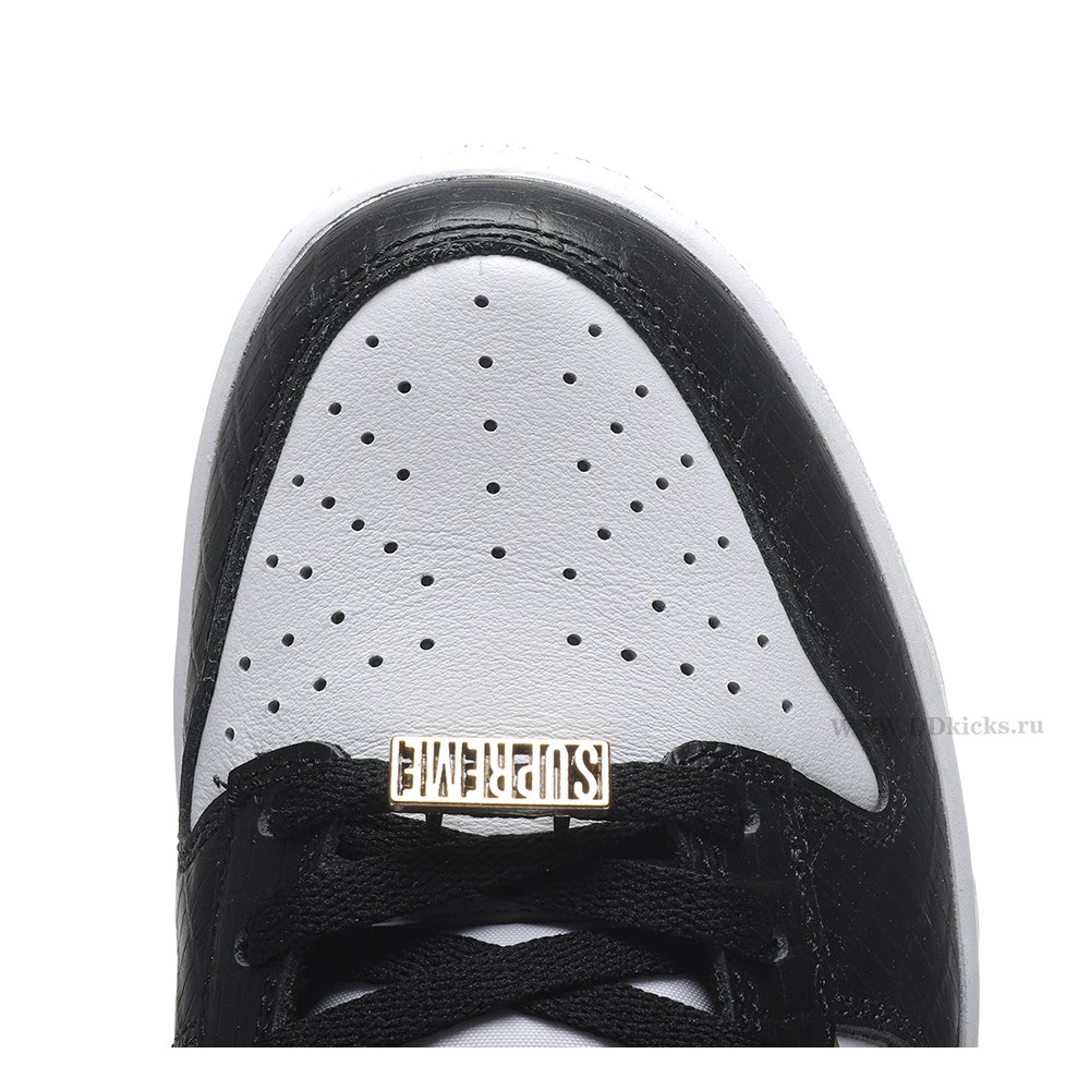 dd nike sb dunk low S*p*e stars black