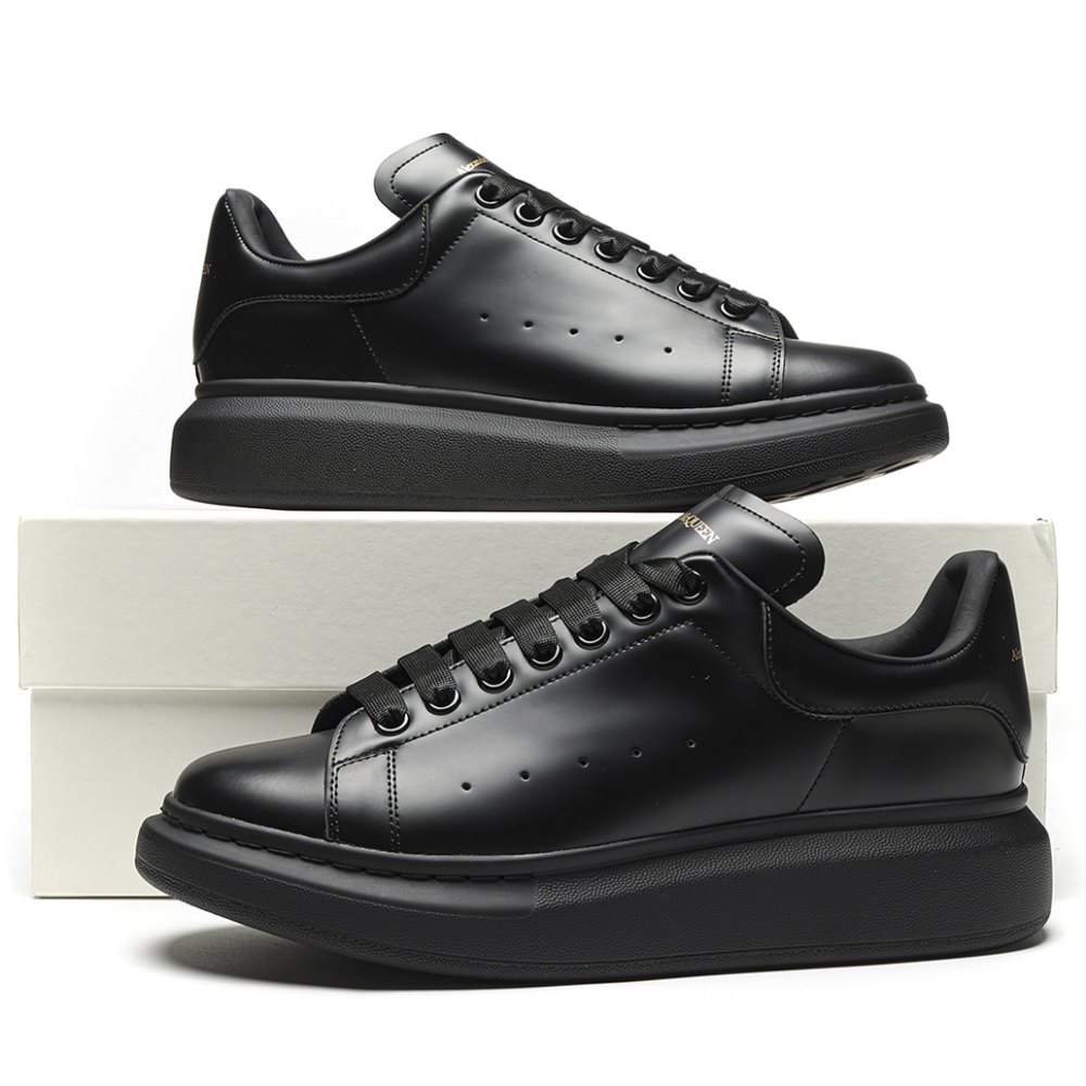 DD A1EX*DER M*QUEEN Oversized Black 553770