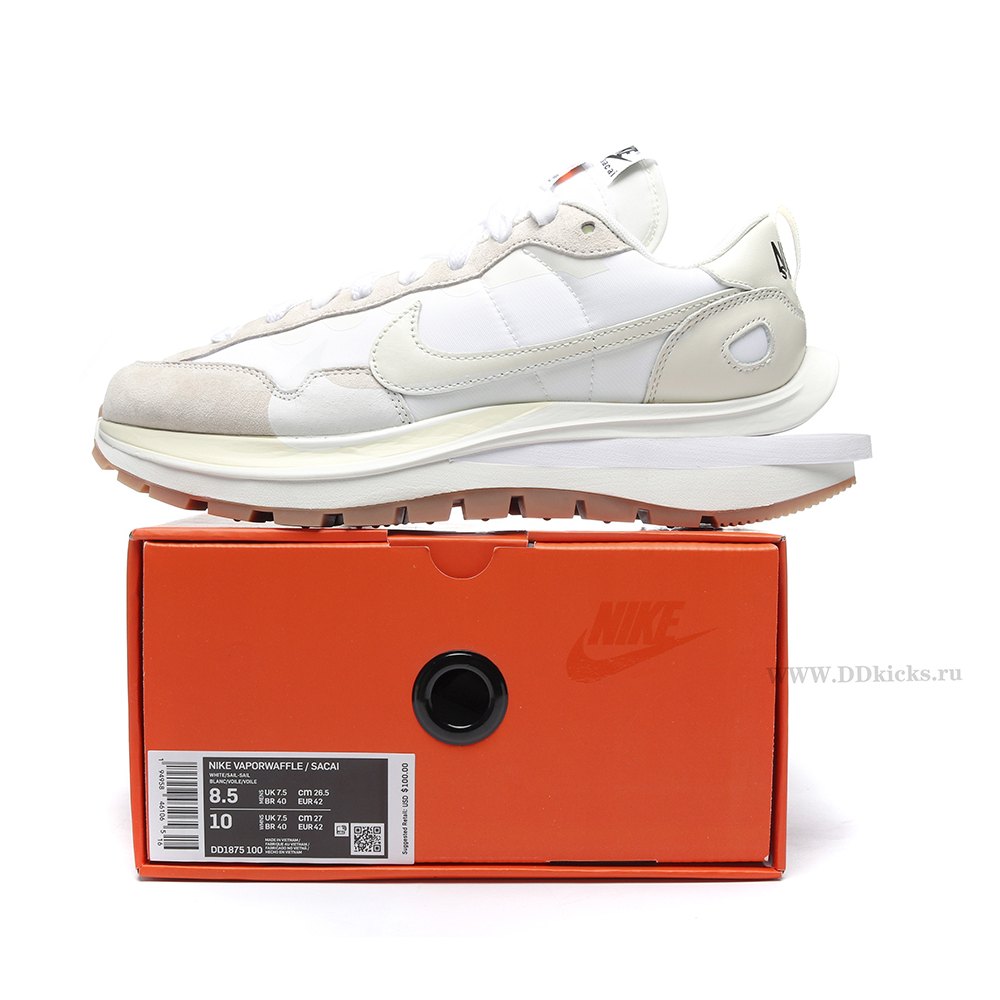 DD Nike Vaporwaffle sacai Sail Gum