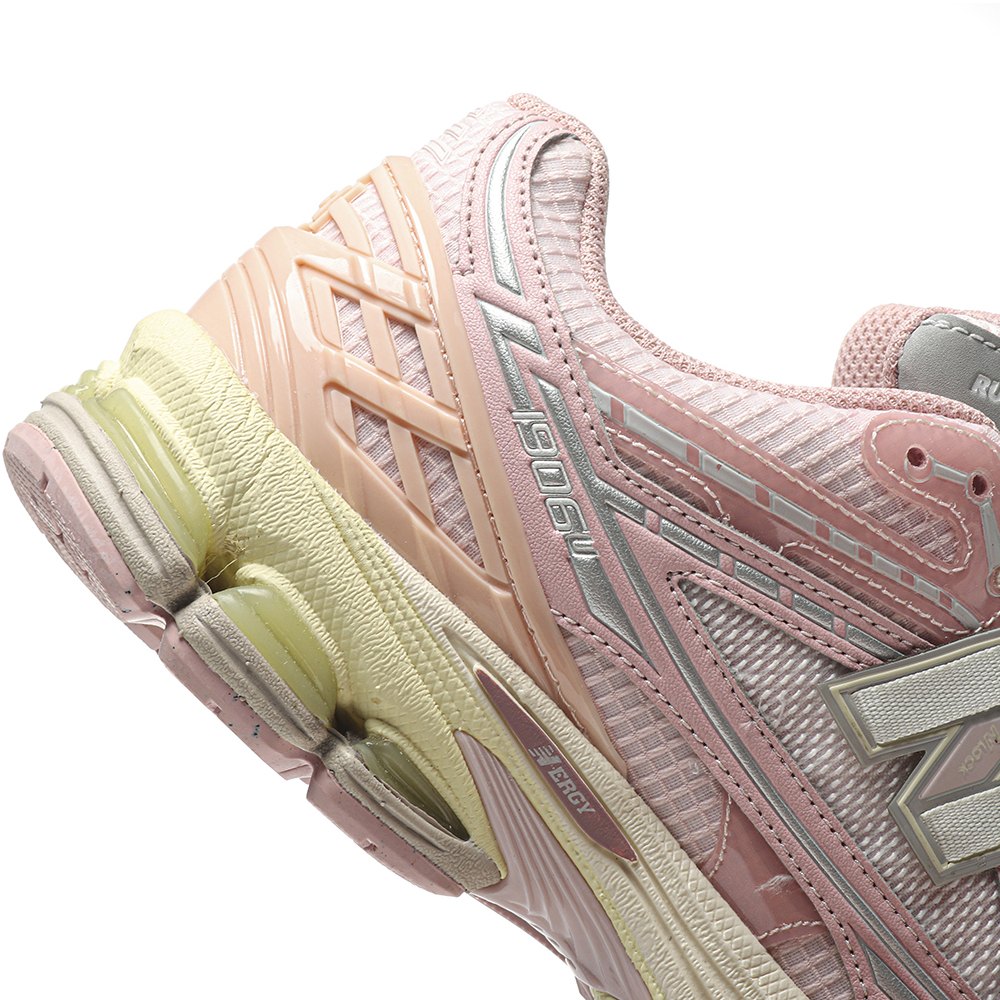 DD New Balance 1906R Lunar New Year Pink-M1906NLN