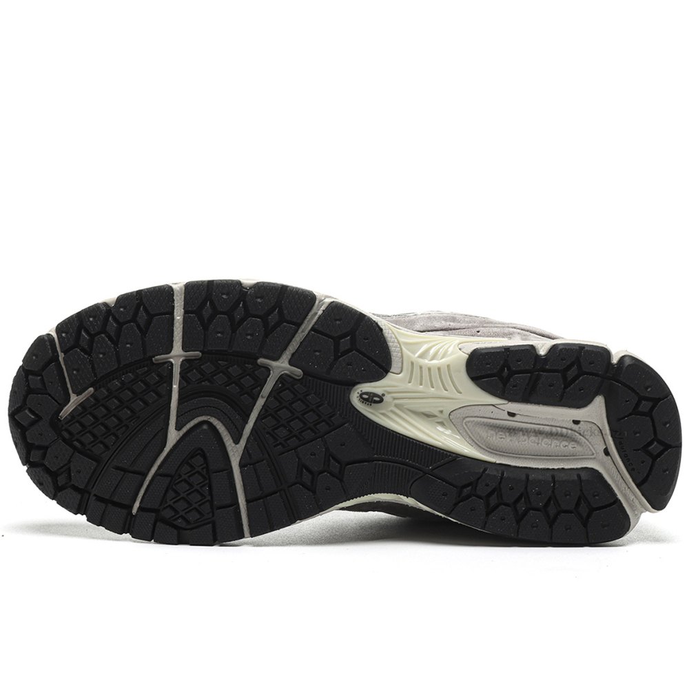 DD New Balance 2002R Marblehead Light Aluminum