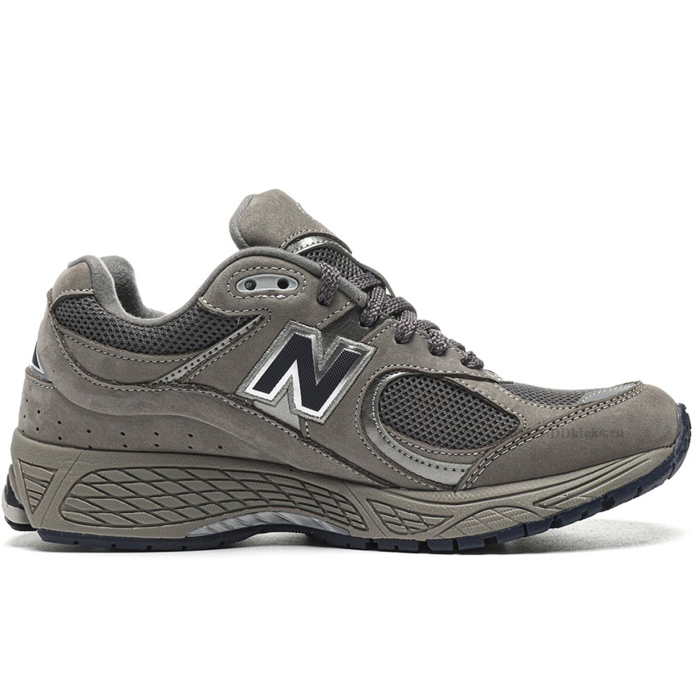 DD New Balance 2002R Light Grey