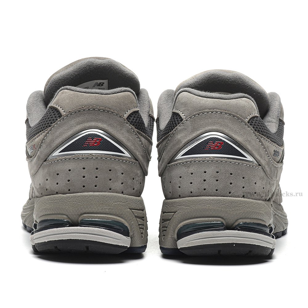 DD New Balance 2002R Light Grey