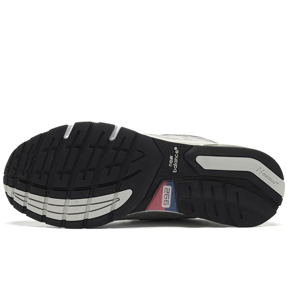 DD New Balance 992 Grey