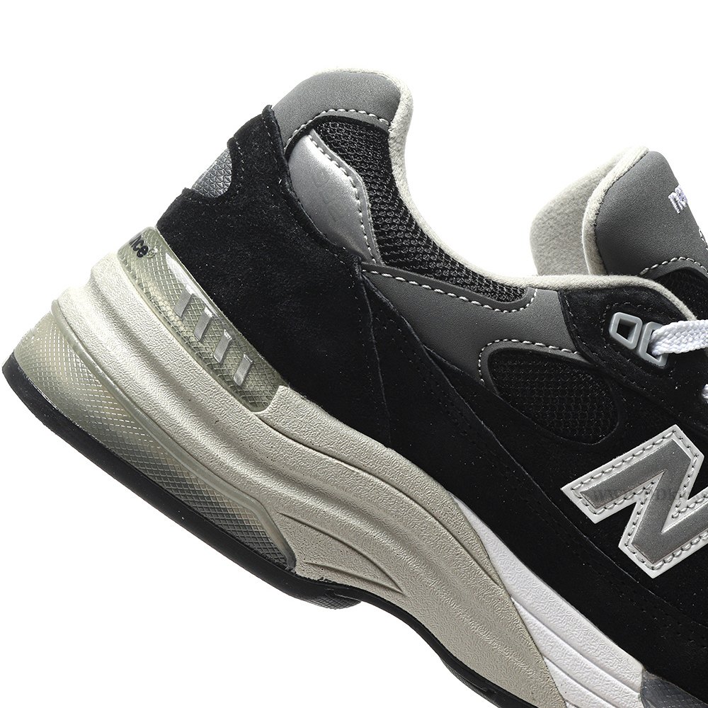 DD New Balance 992 Black Grey Suede