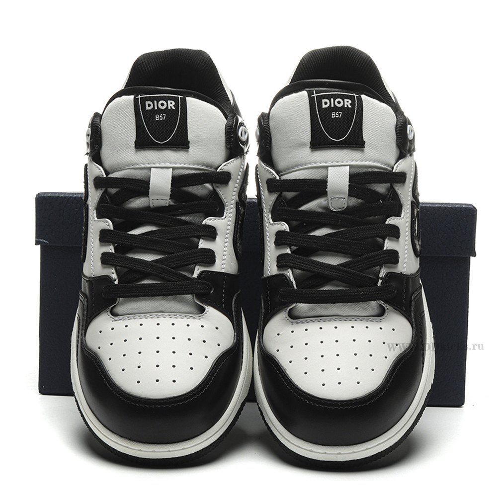 DD D10R B57 Mid Oblique Black