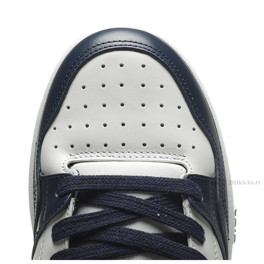 DD D10R B57 Mid Oblique Blue