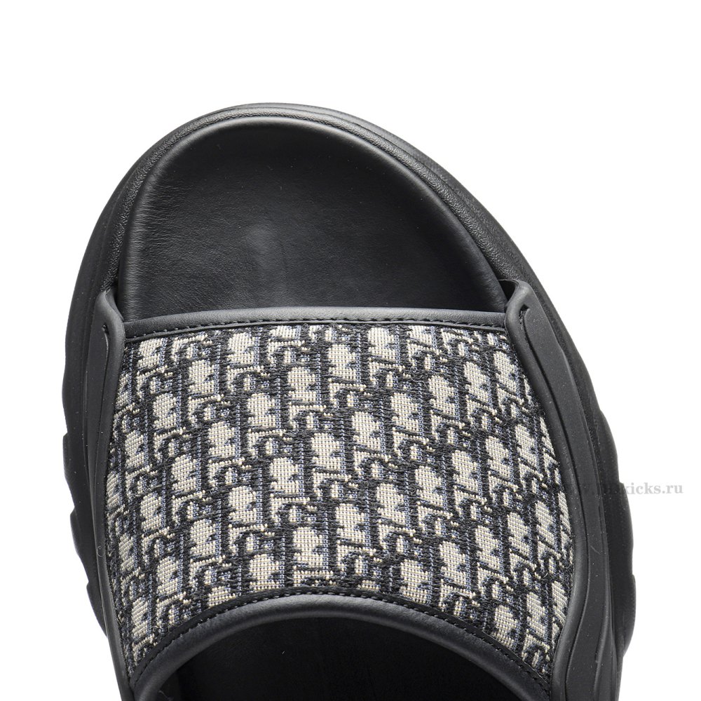 DD D10R H-Town Oblique Black Sandal